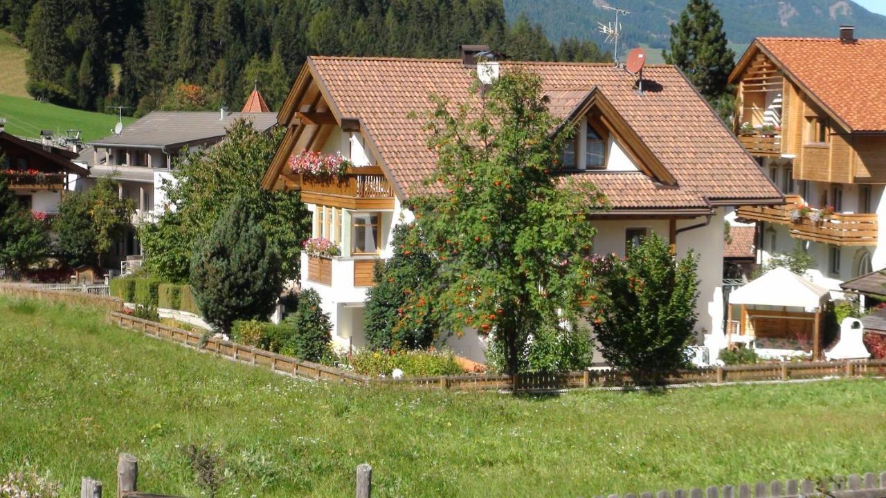 Apartments Primula San Vigilio Di Marebbe Exterior foto